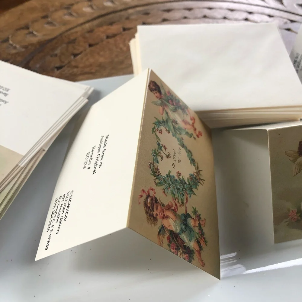 VICTORIAN GALLERY MINI TUCK IN VALENTINE'S CARDS LOT OF 20
